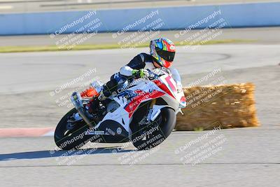 media/Jan-20-2023-Fastrack Riders (Fri) [[f2ad32aba3]]/Level 3/session 5 turn 13/